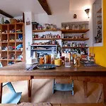 Au Calme Bed & Breakfast 3*