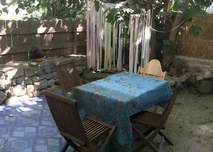 Couette-café Au Calme 3*